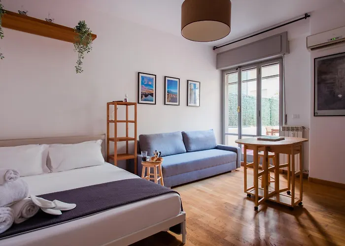 Chiaia Life Apartment
